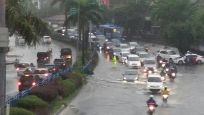 Antisipasi Banjir, PUPR siagakan dua unit alat berat